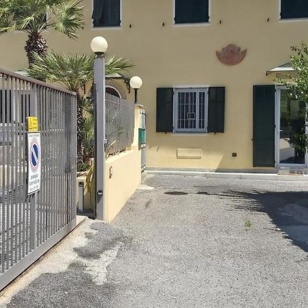 Appartamento La Spiaggia Bordighera Buitenkant foto