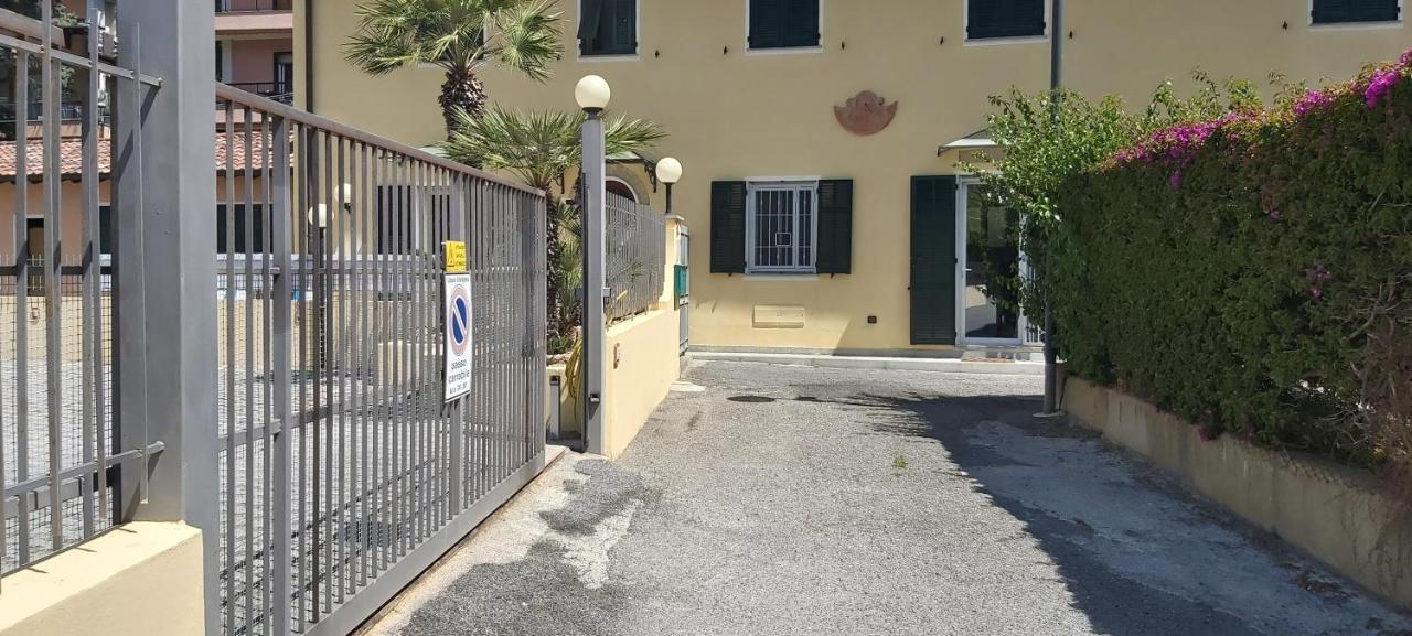 Appartamento La Spiaggia Bordighera Buitenkant foto