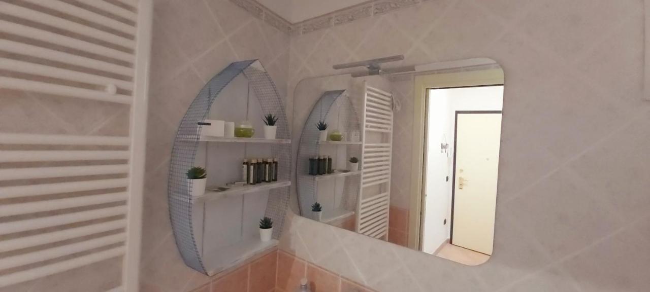 Appartamento La Spiaggia Bordighera Buitenkant foto